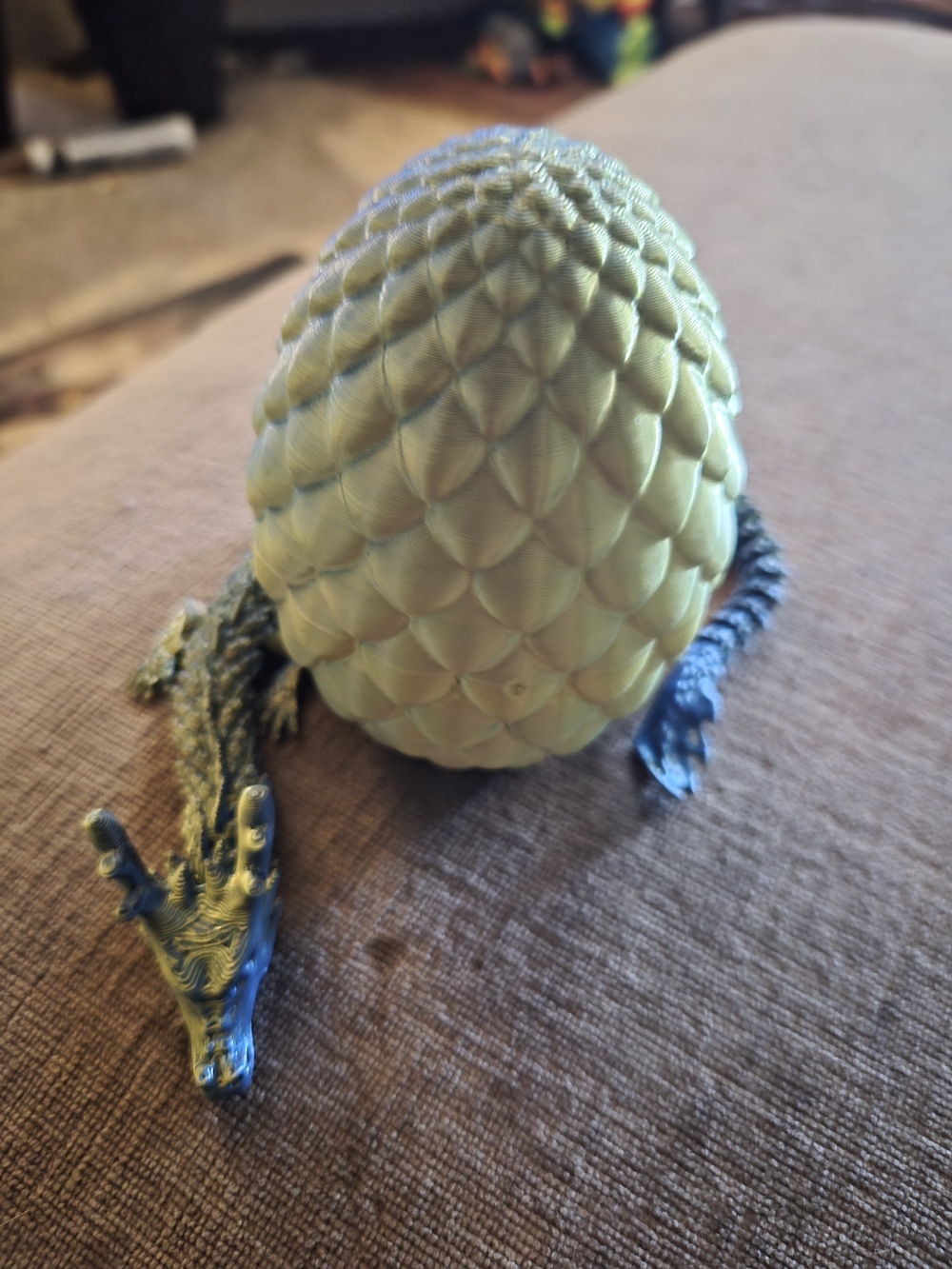 Green Dragon Egg Hide for Reptiles - Decorative Habitat Accessory